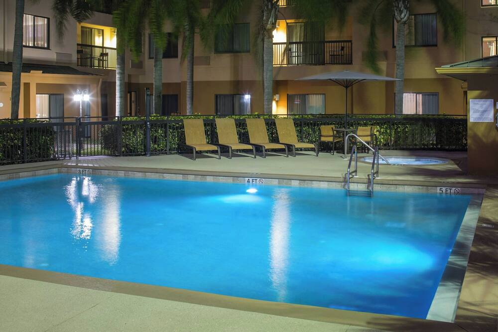 Courtyard by Marriott Daytona Beach Speedway/Airport 写真