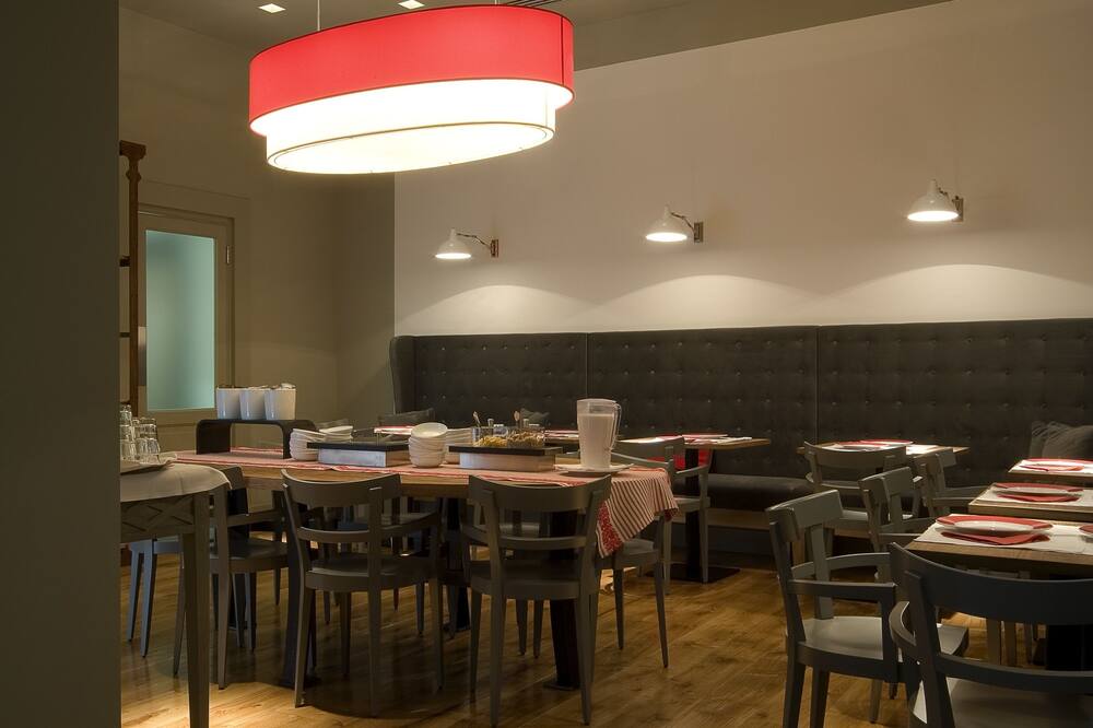 ホテル ロッソ 23 写真