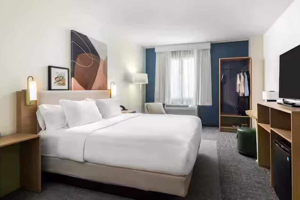 Spark by Hilton Palatine Arlington Heights 写真