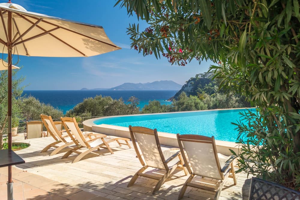 Armonia Bay Hotel 写真