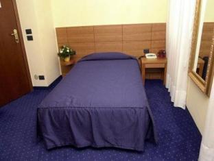 ホテル ヨーロッパ ヴァレーゼ 写真