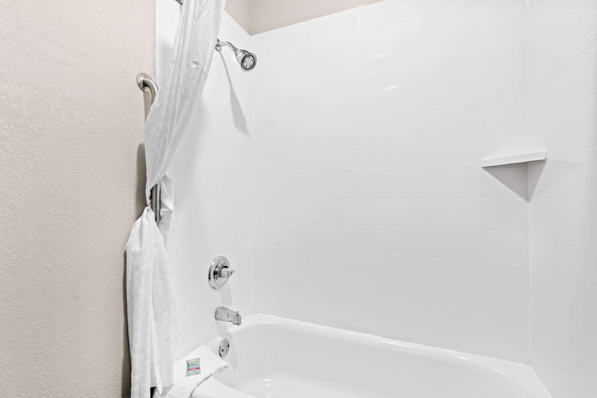 Best Western Ottumwa Inn & Suites 写真