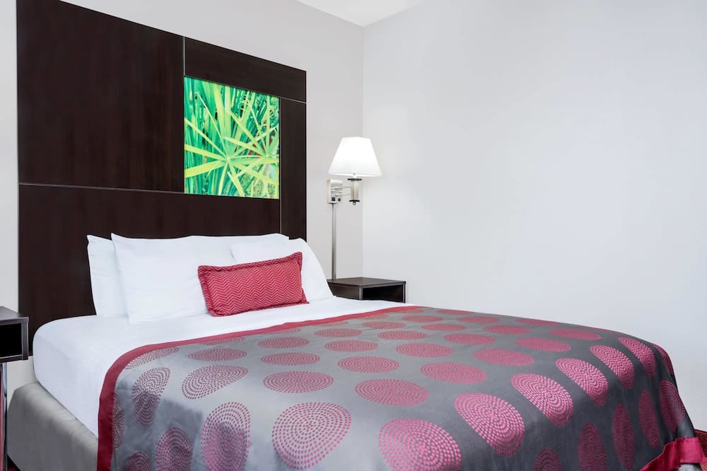 ラマダ バイ ウィンダム ミネアポリス ゴールデン バレー 写真