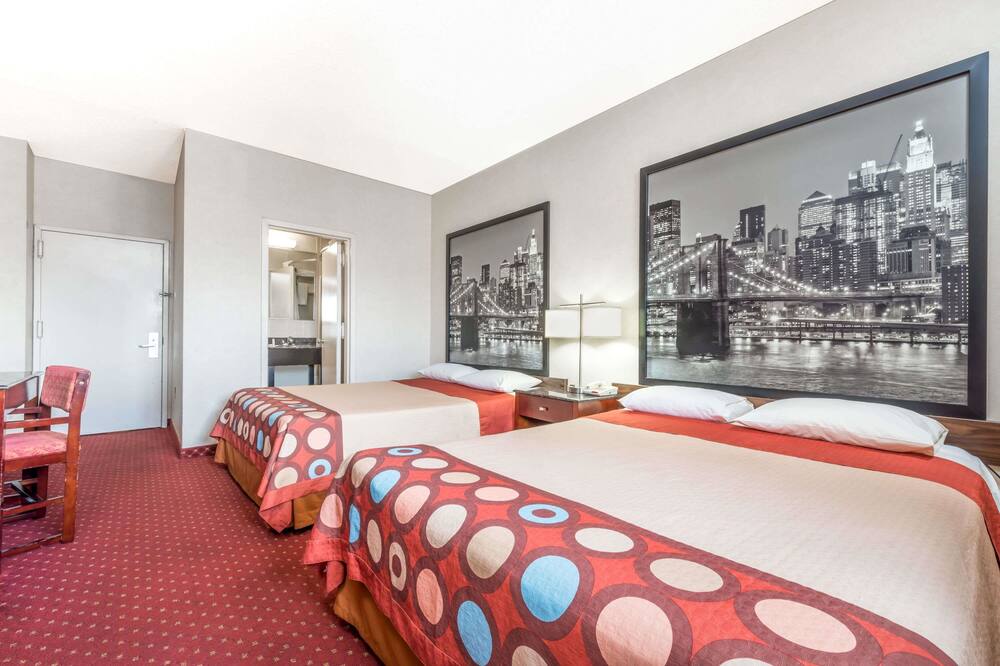 スーパー 8 バイ ウィンダム ノース ベルゲン ニュー ジャージー / NYC エリア 写真