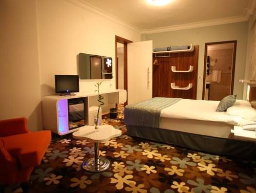 Buyuk Saruhan Hotel 写真