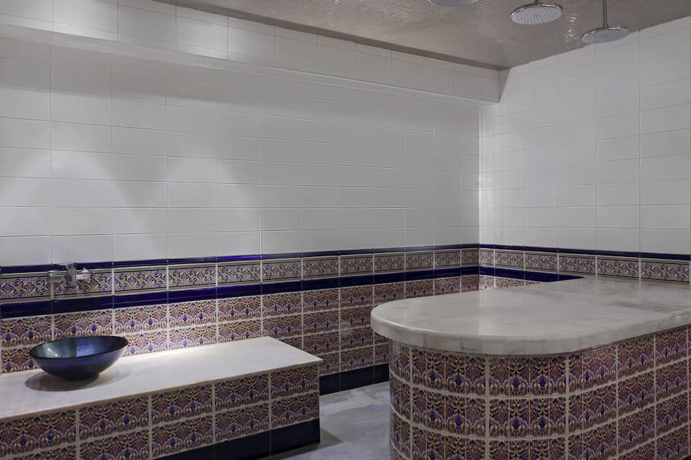 フォーポイント バイ シェラトン リヤド カルディア 写真