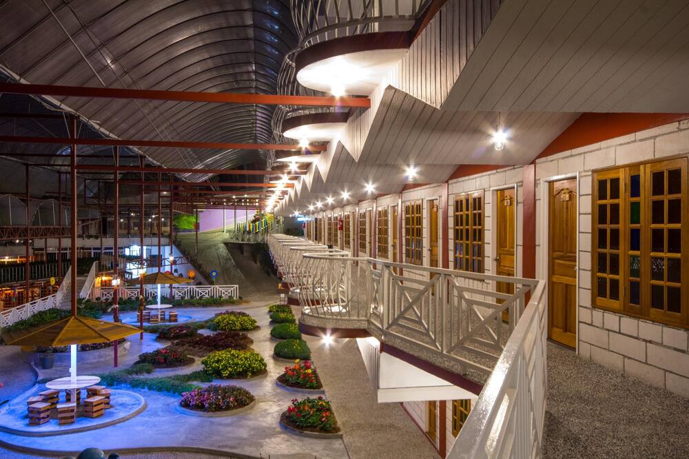 ケア ガーデン ゲストハウス 写真