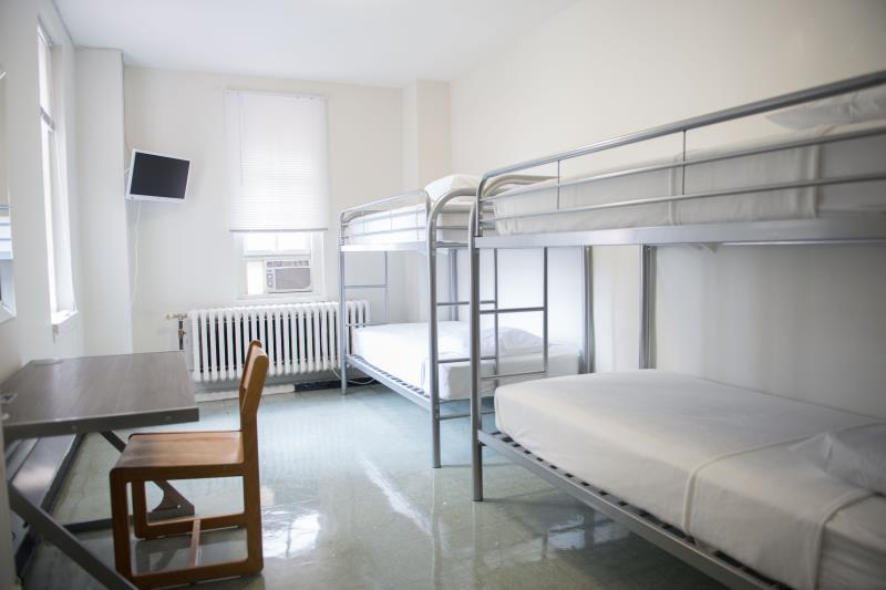 YMCA West Side 写真