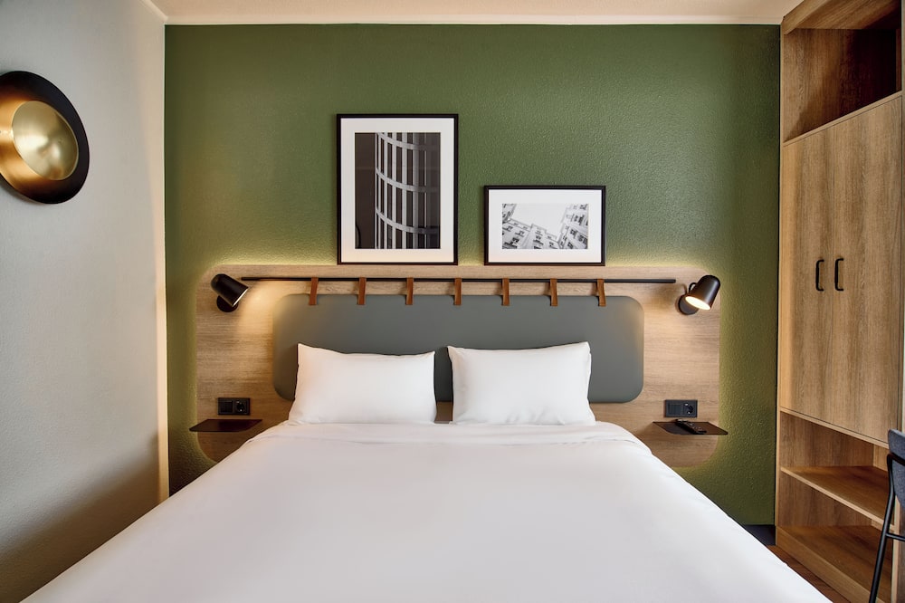 カンパニール プライム ワルシャワ セントラム 写真