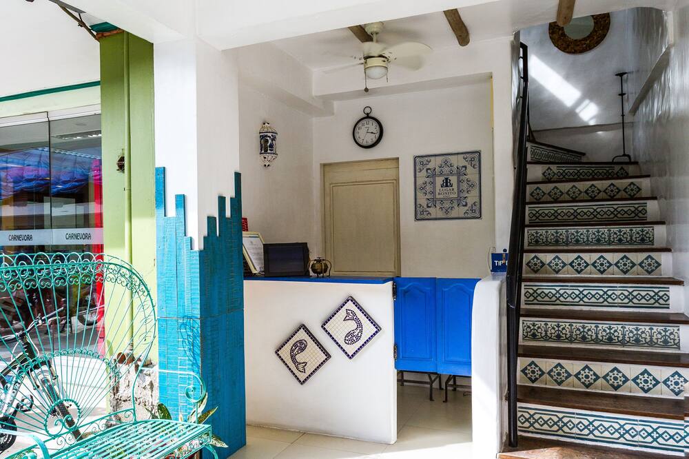 ルガー ボニート ホテル ボラカイ 写真