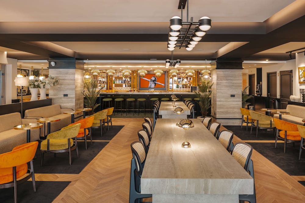 マーティー  ホテル ボルドー  タペストリー コレクション バイ ヒルトン 写真