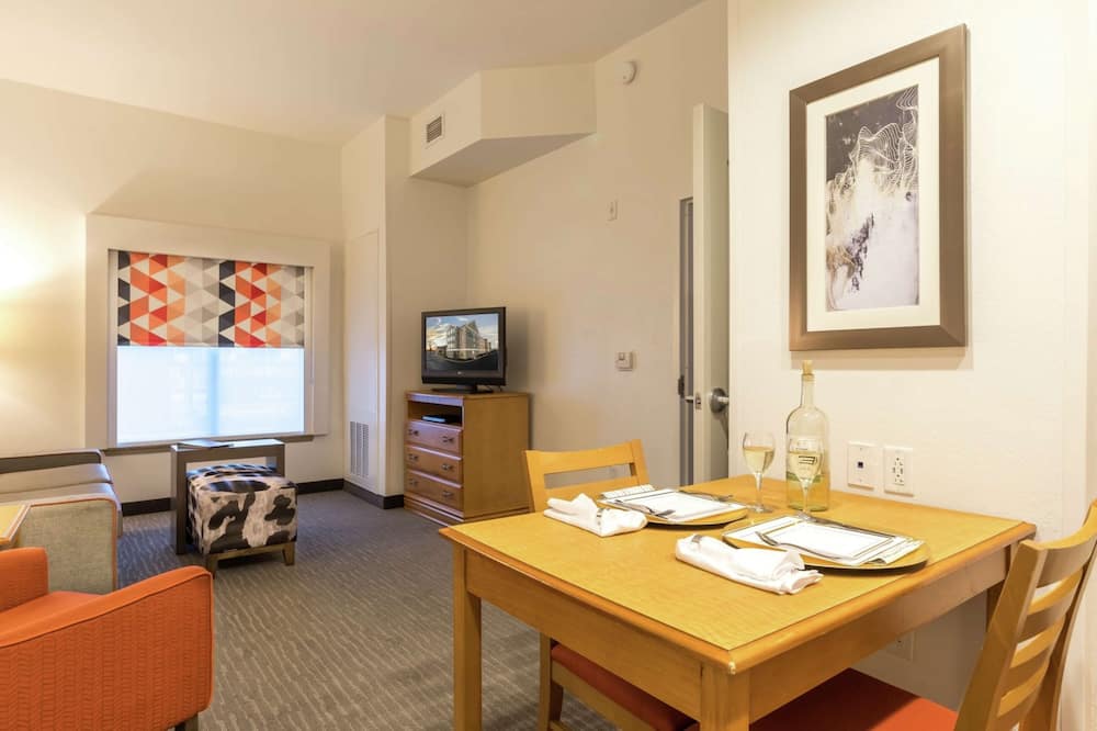 ホームウッド スイーツ バイ ヒルトン グリーンビル 写真