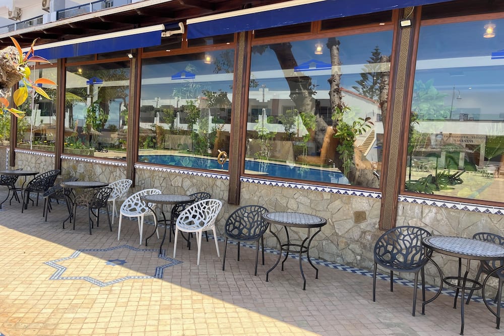 アル ハイマ ホテル 写真