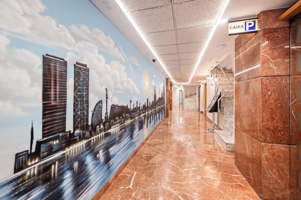 アパートホテル ナポルス 写真