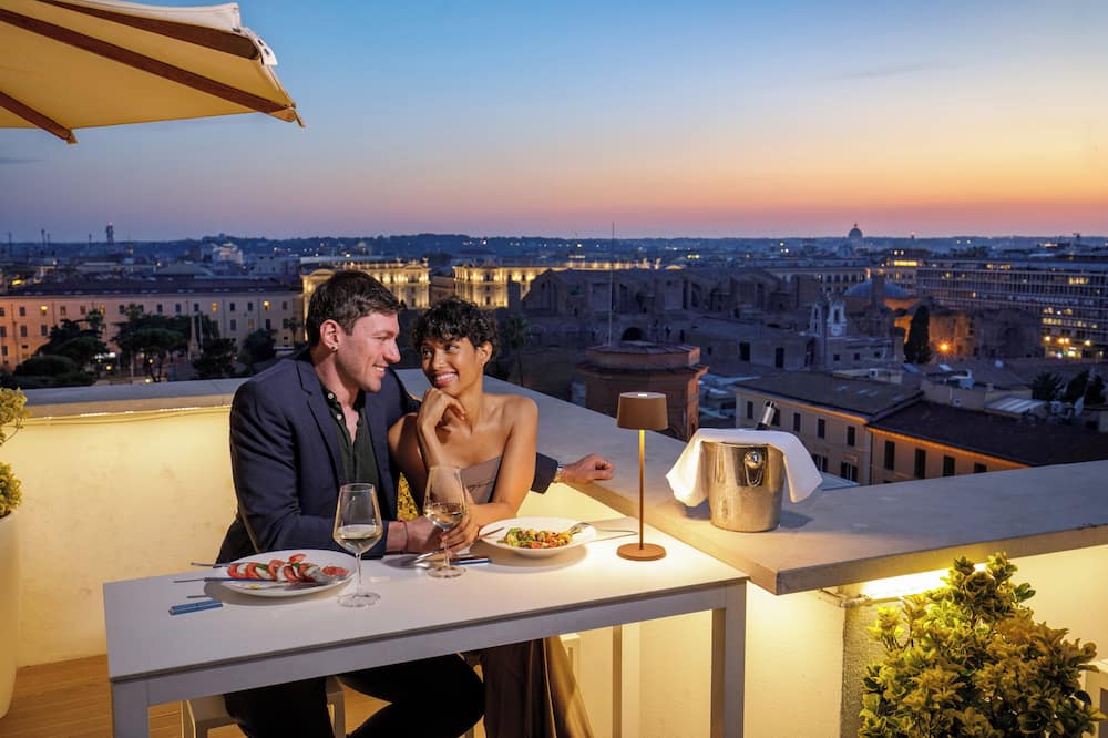 ザ インデペンデント ホテル 写真