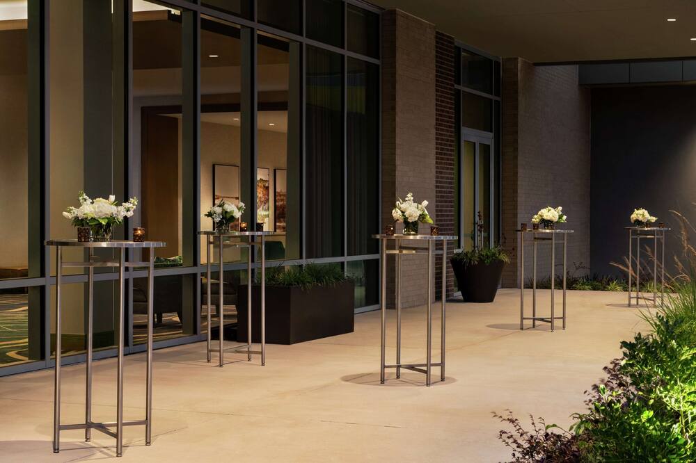 ダブルツリー バイ ヒルトン アビリーン ダウンタウン コンベンション センター 写真