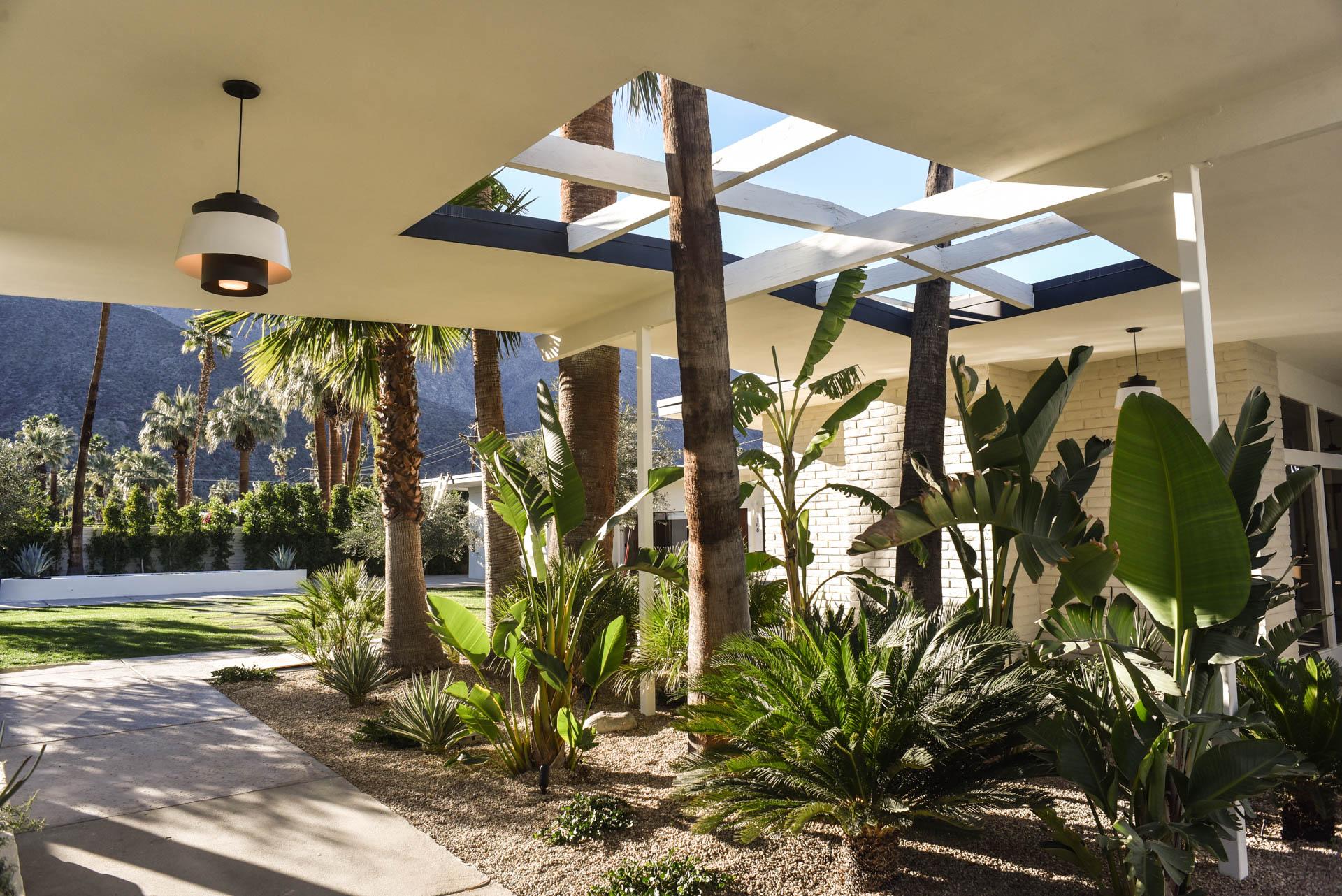 Azure Sky Hotel 写真