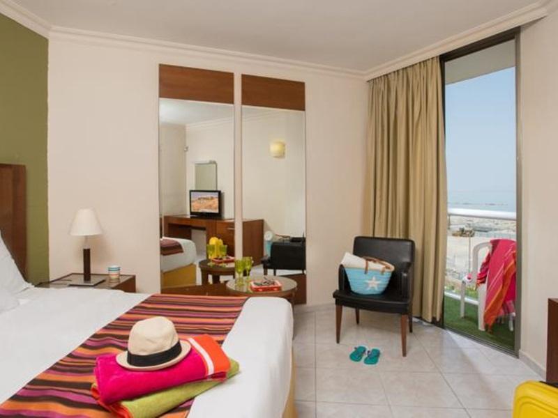 レオナルド イン ホテル デッド シー 写真