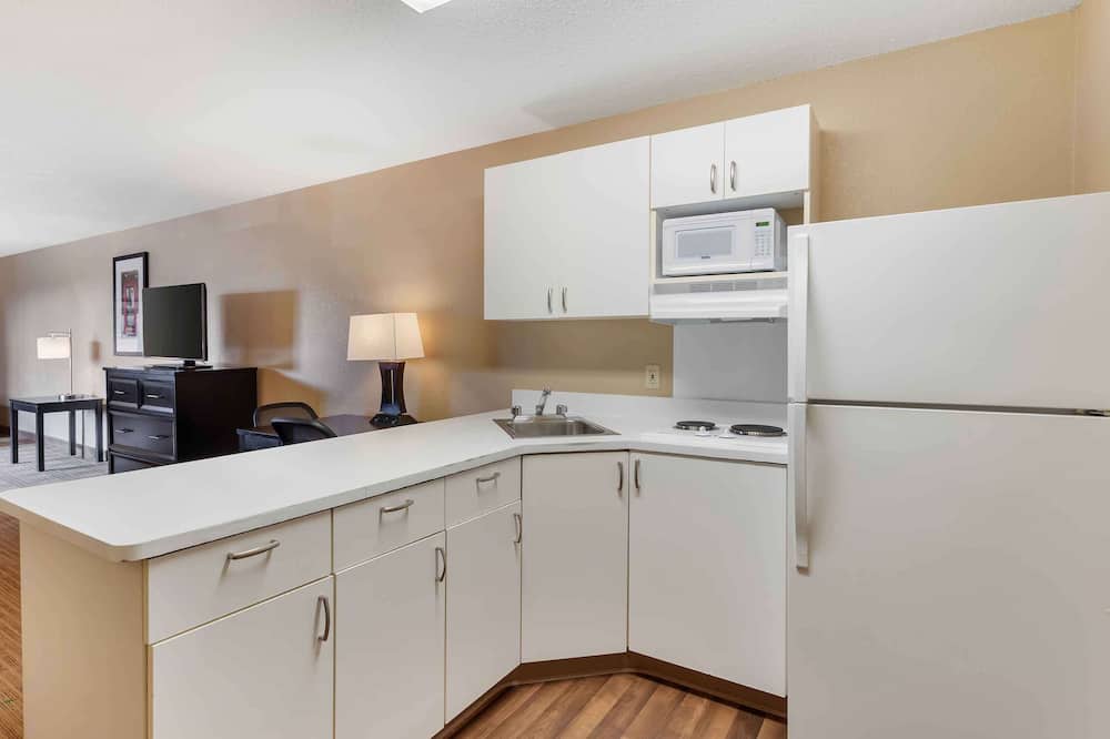 エクステンデット ステイ アメリカ スイーツ シカゴ バーノン ヒルズ レイク フォアズ 写真