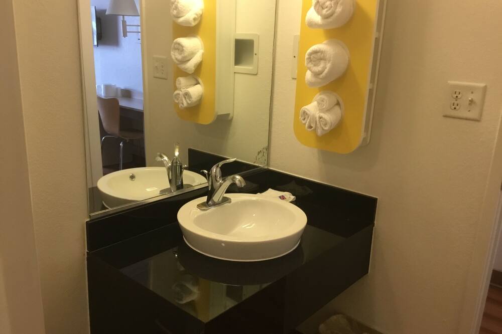 モーテル 6 ウェンドーバー ユタ 写真