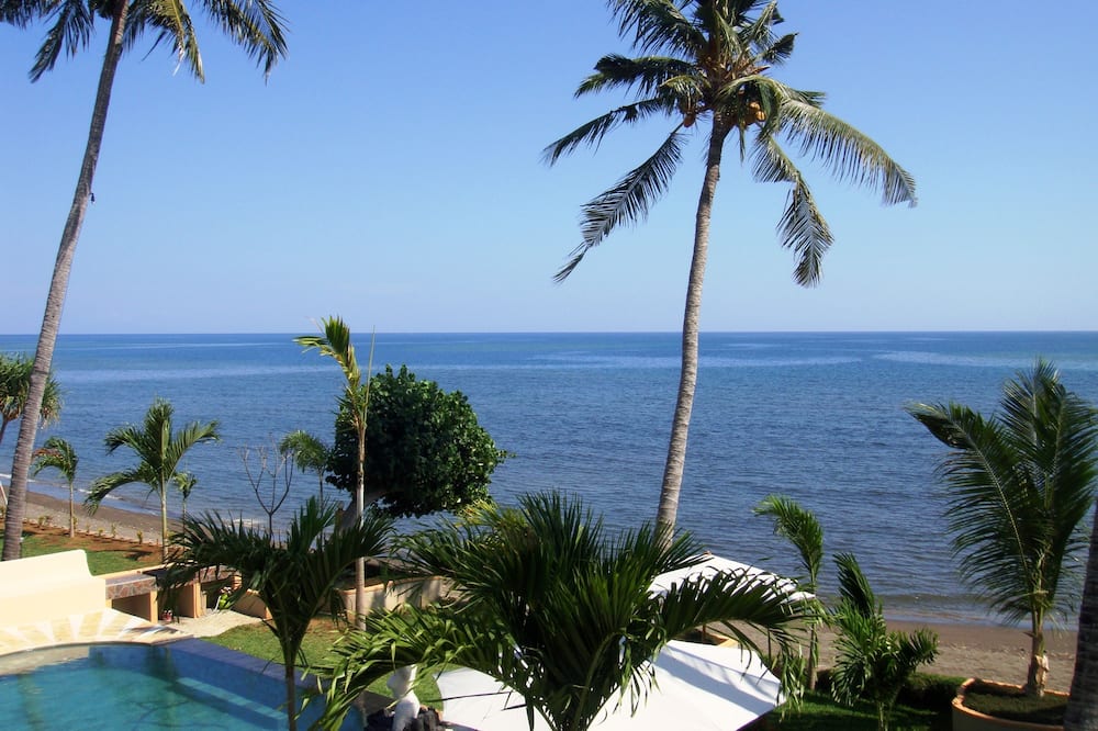 ドルフィン ビーチ バリ ビラス 写真