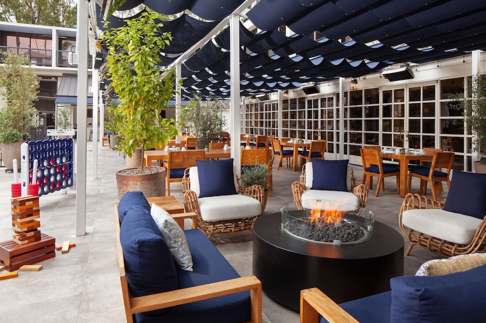 シェラトンユニバーサルホテル 写真