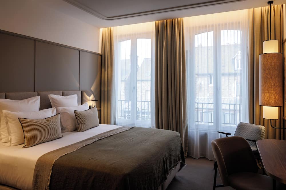 Grand Hôtel de Courtoisville - Piscine & Spa 写真