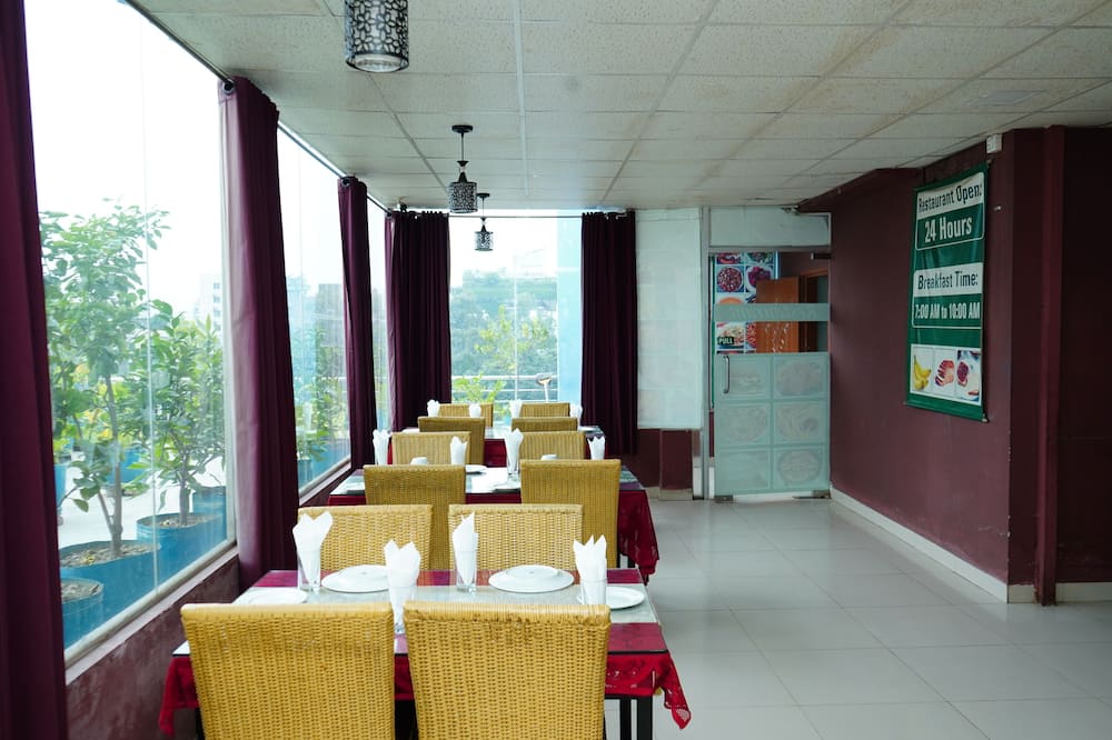 ガーデンレジデンツウッタラ - レイクビュー 写真