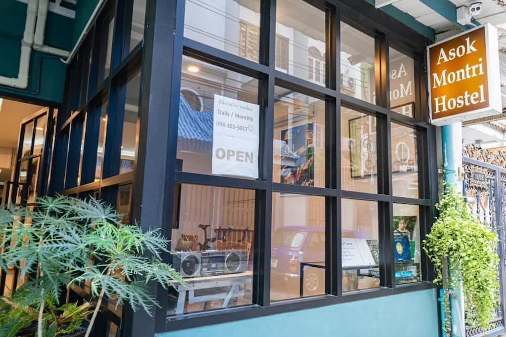 アソーク モントリ ホステル 写真