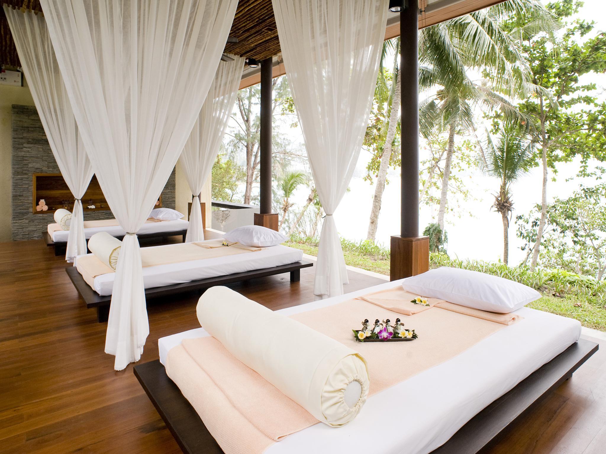 Centara Villas Phuket Hotel (SHA Extra Plus) 写真