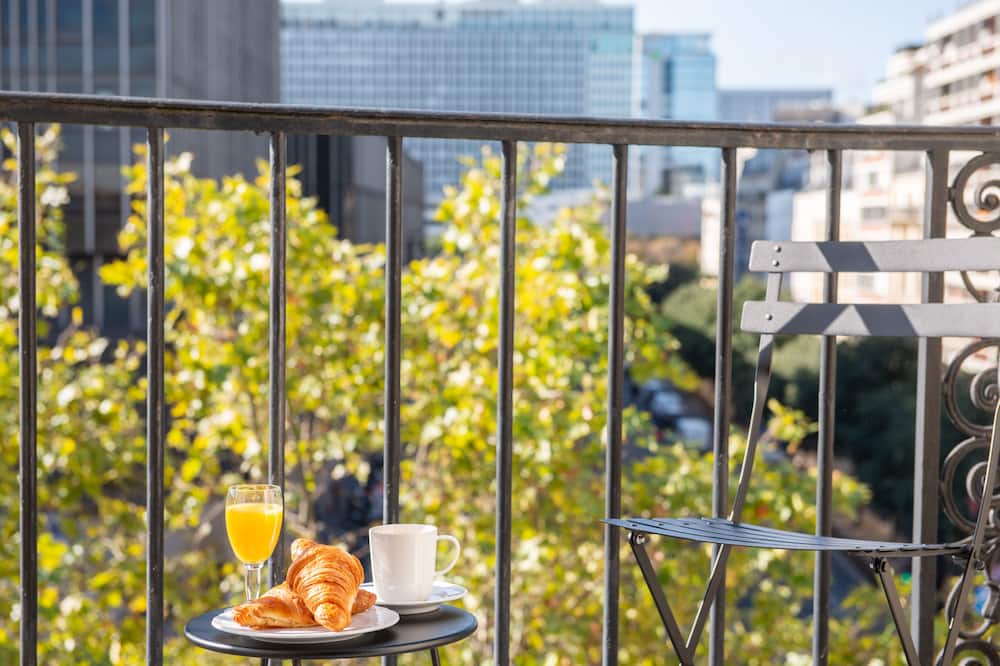 エドゥアール VI バイ マローン 写真