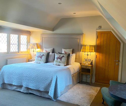 Wingrove House 写真