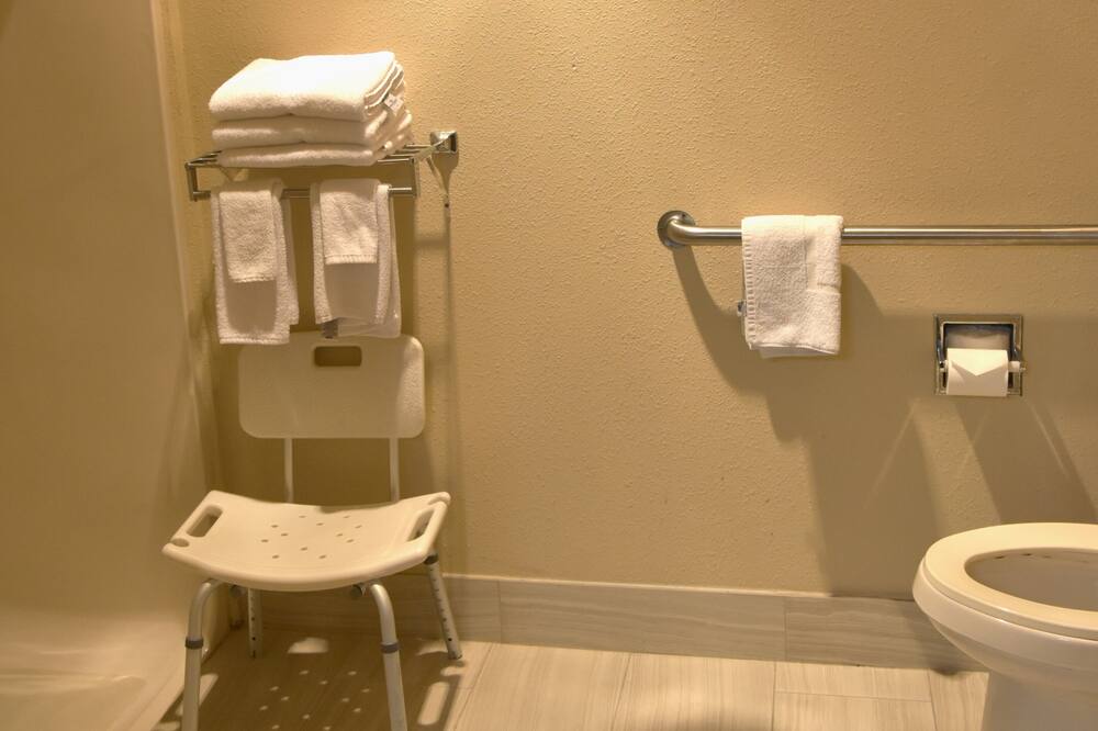 クオリティ イン & スイーツ ブルックス ルイビル サウス 写真