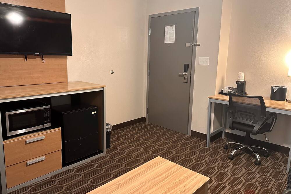 Baymont by Wyndham Noblesville 写真