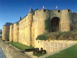 Le Chateau Fort Hotel 写真