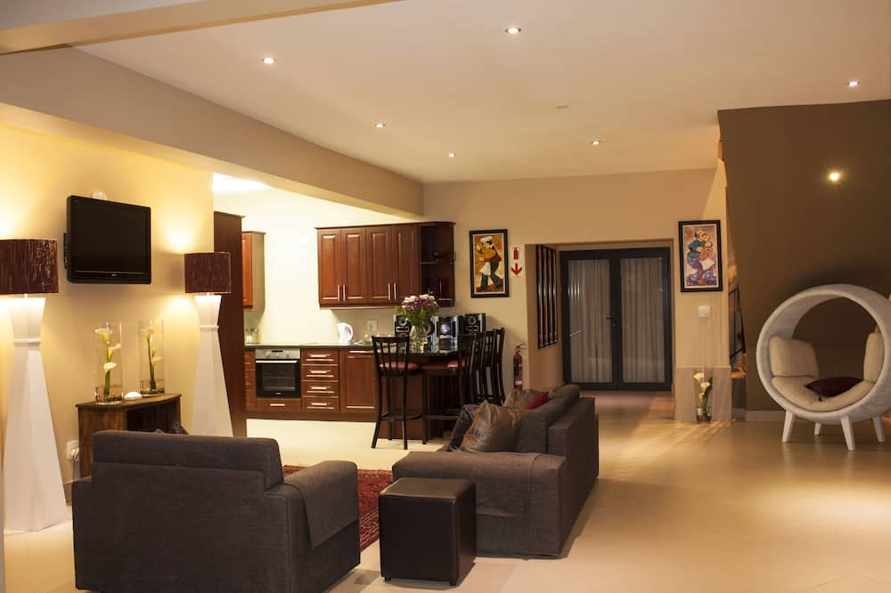 バルモラル ロッジ 写真