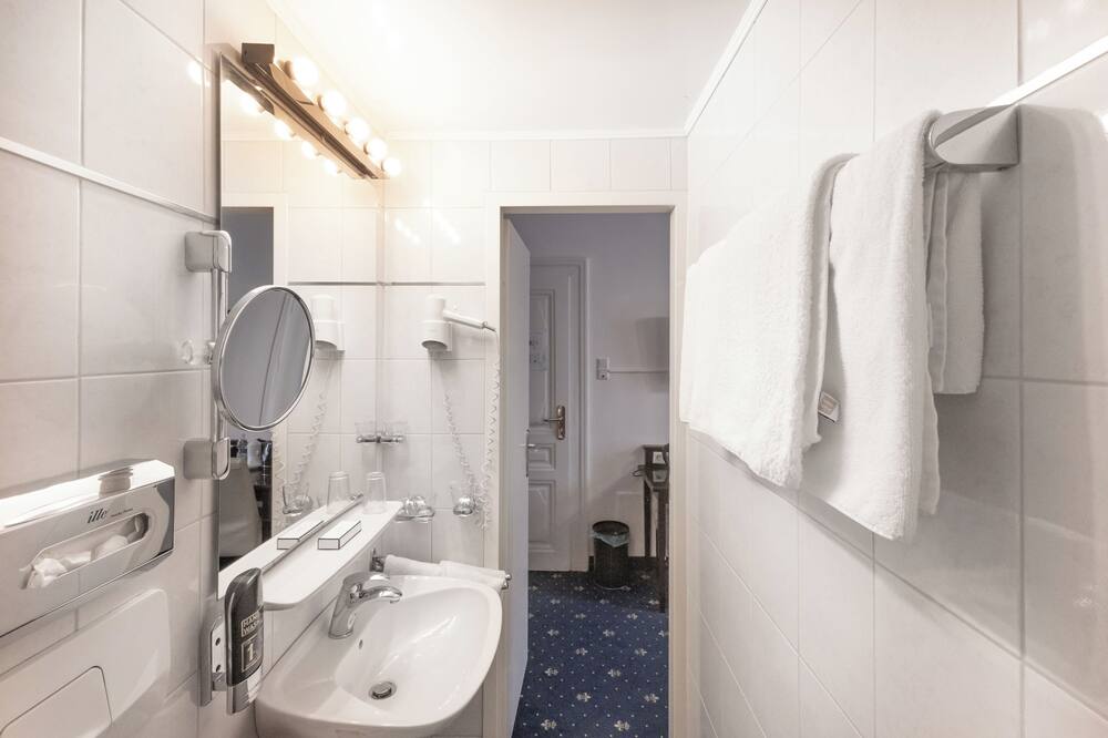 ホテル ヴィクトリア シェーンブルン 写真