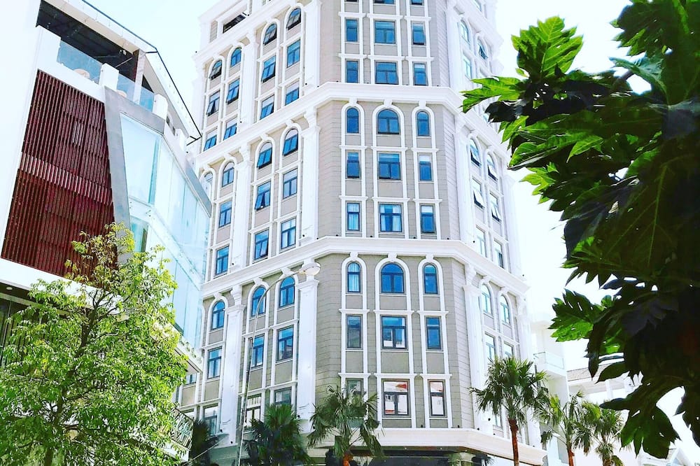 ホリデイ 2 ホテル 写真