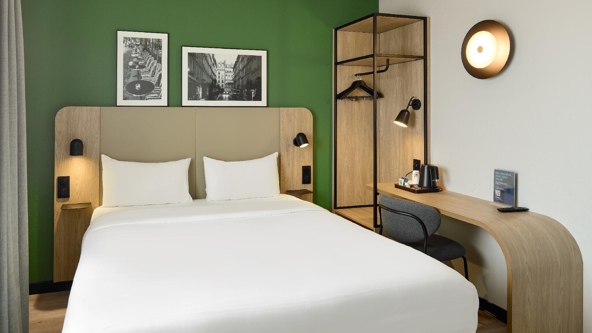 カンパニール パリ エスト パンタン ホテル 写真