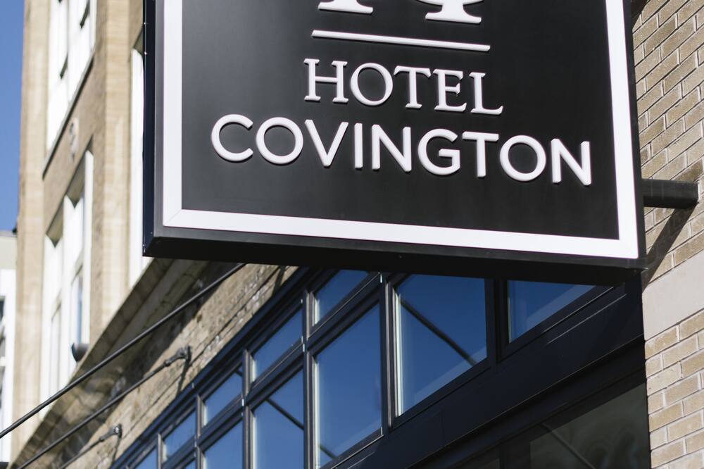 ホテル コビントン シンシナティ リバーフロント 写真