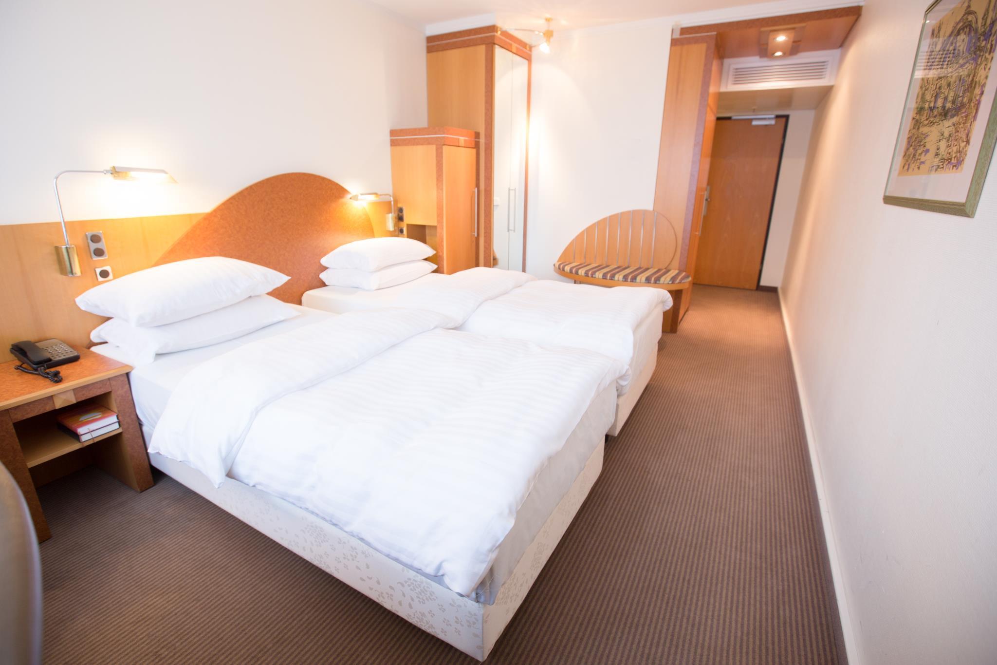 クラウンプラザ フランクフルト コングレス ホテル バイ IHG 写真