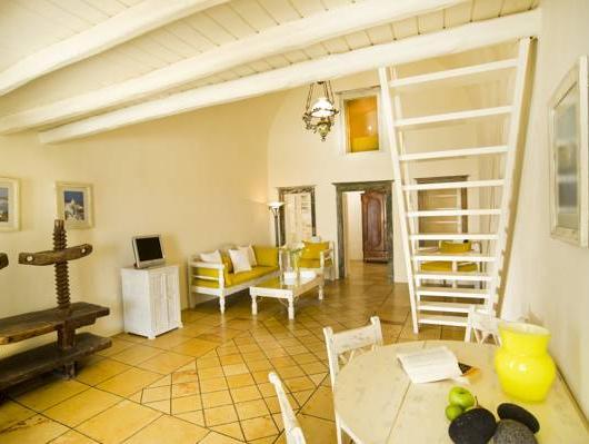 Enigma Suites 写真