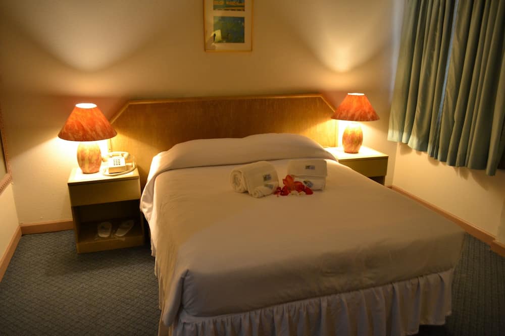 ウエスト プラザ ホテル デセケル 写真