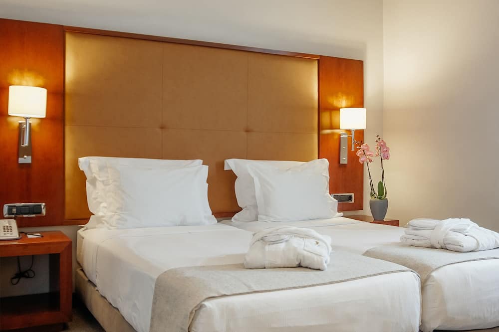 ホテル ドム カルロス リバティ 写真