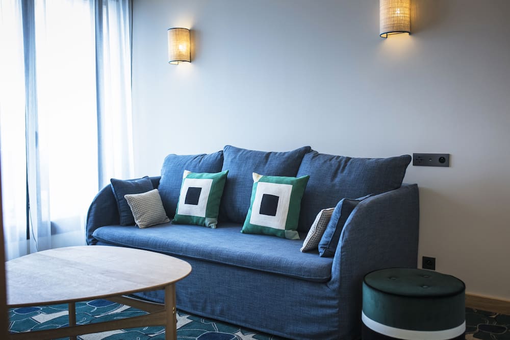 ホテル ル カフェ ド パリ 写真