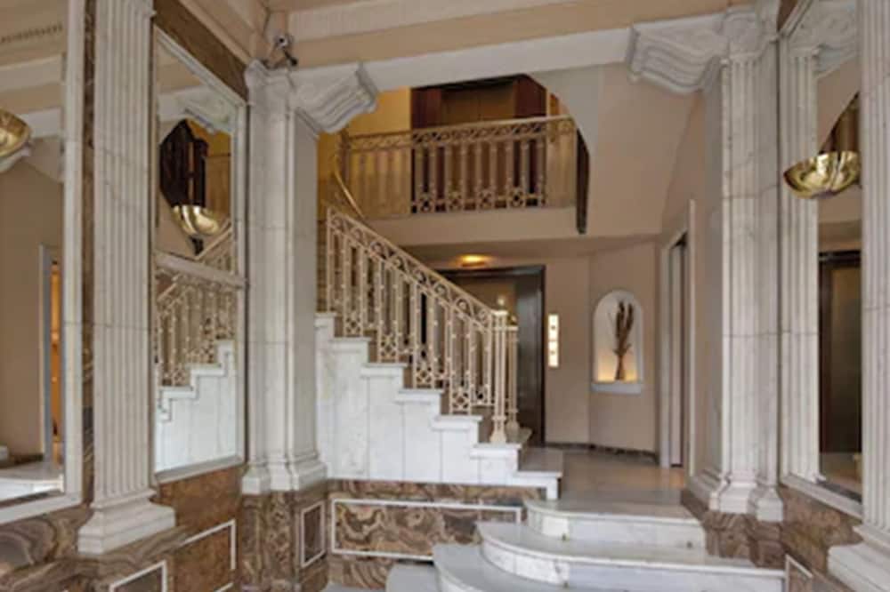 ホテル ヴィア アウグスタ 写真