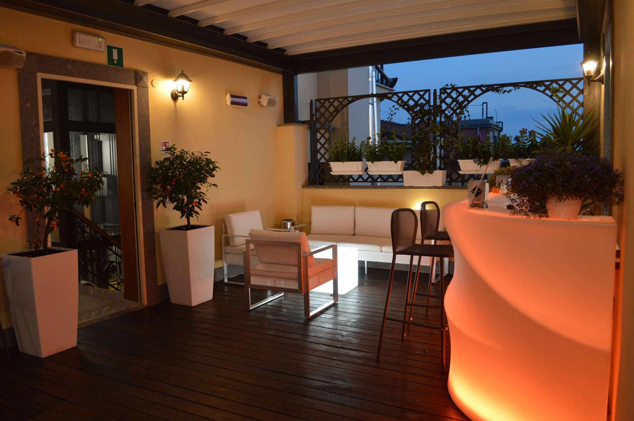 ホテル モンテカルロ 写真