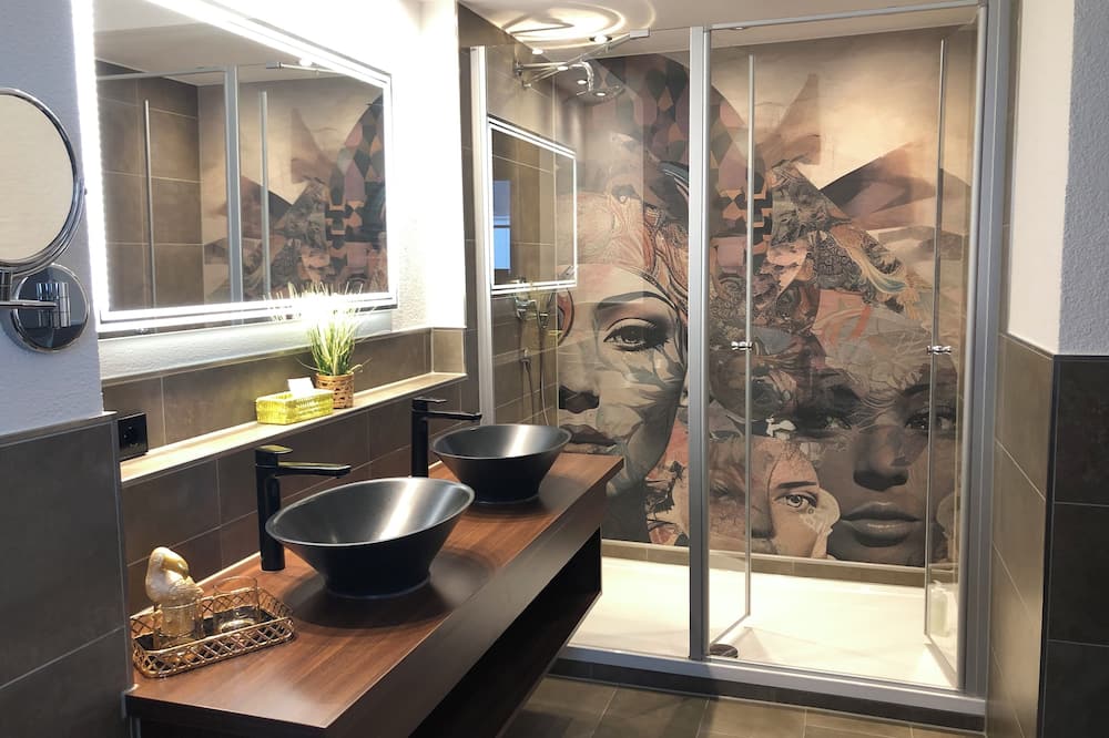 ロビンガー ホテル ウェイセス ロス 写真