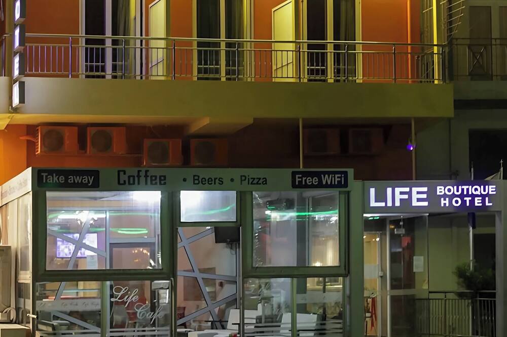 シティ ライフ ポート ホテル 写真