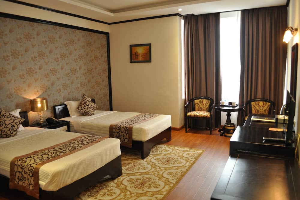 ゴールデン ハロン ホテル 写真